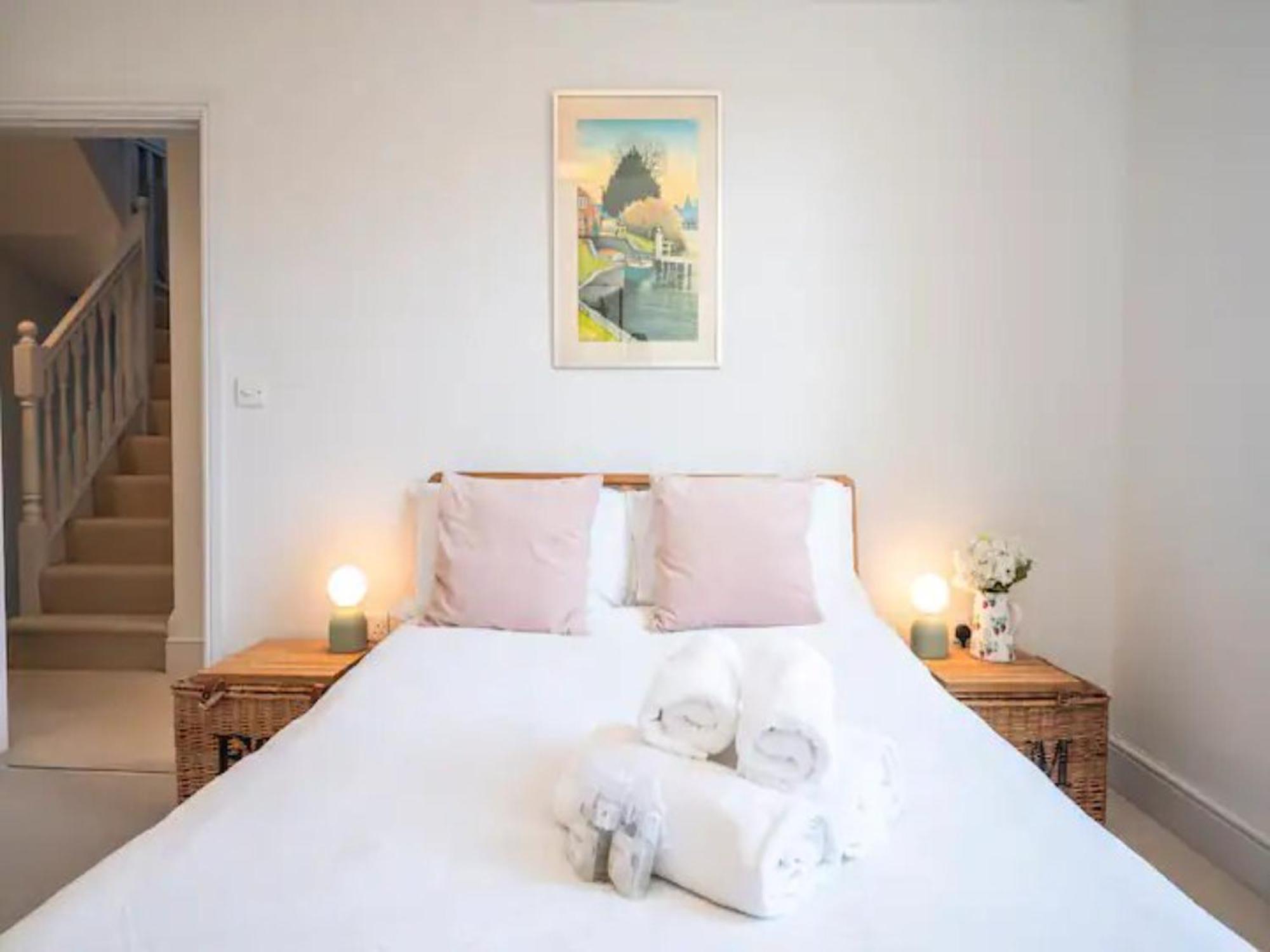 Pass The Keys Spacious Dulwich Family House With Pool Londres