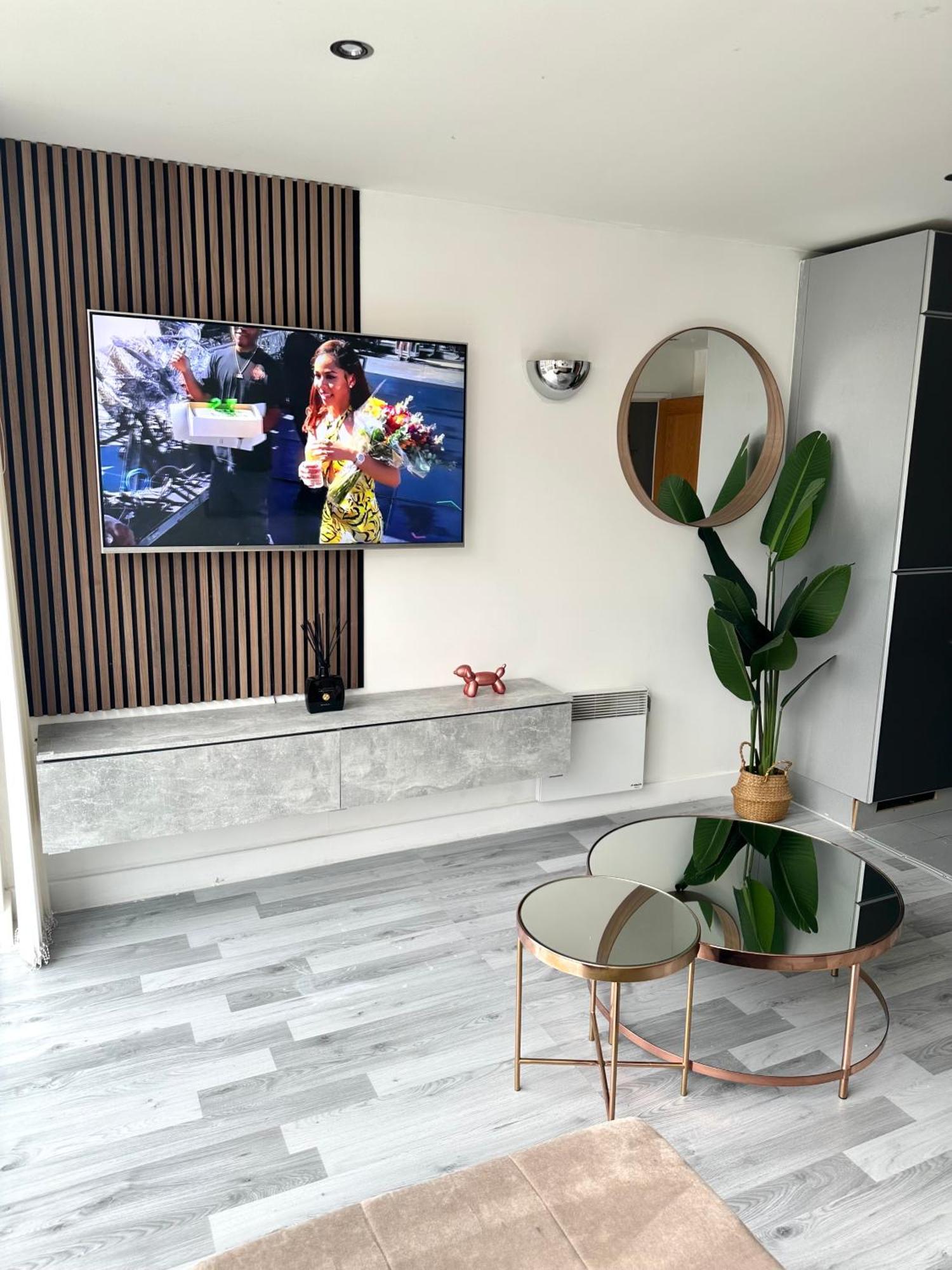 Glam Escape: Lavish Haven Appartement