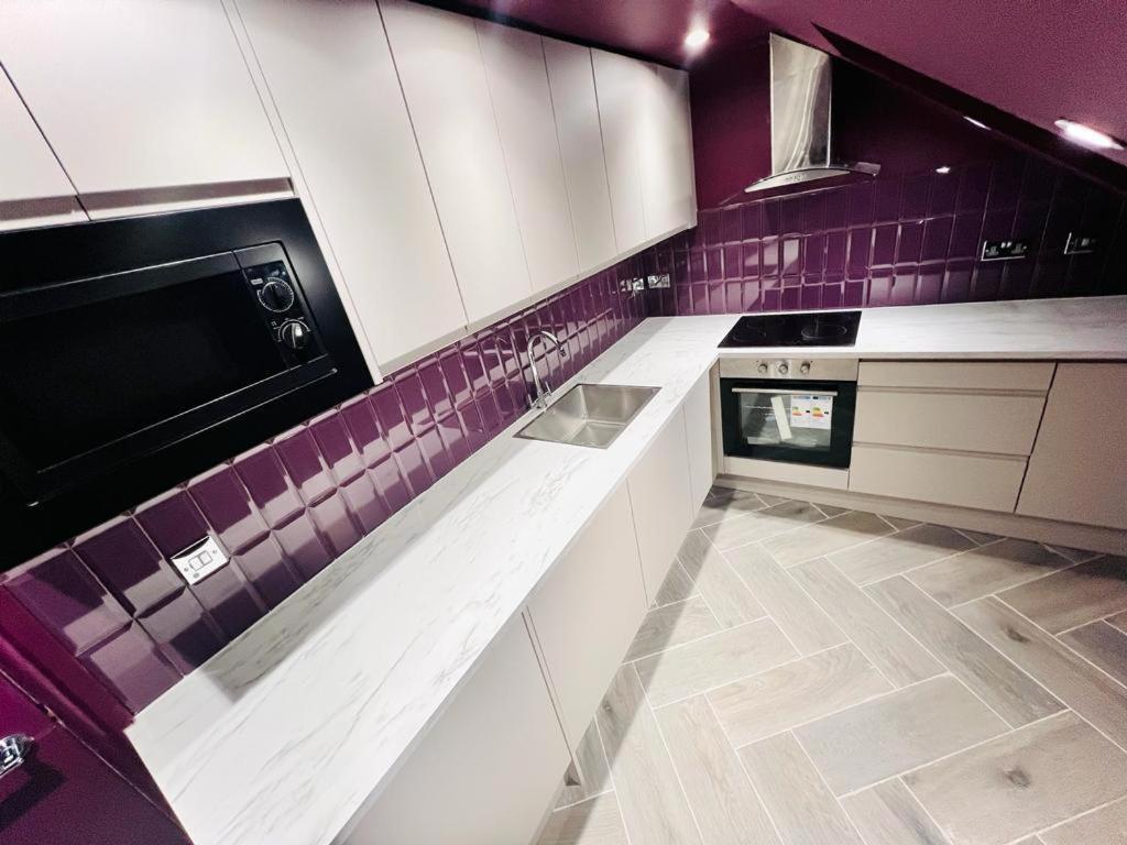 Gasthuis Crescent House Location Ensuites Great Value *