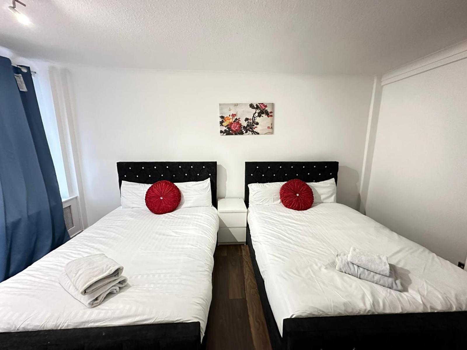 Apartment Two Bedroom Near Hyde Park London