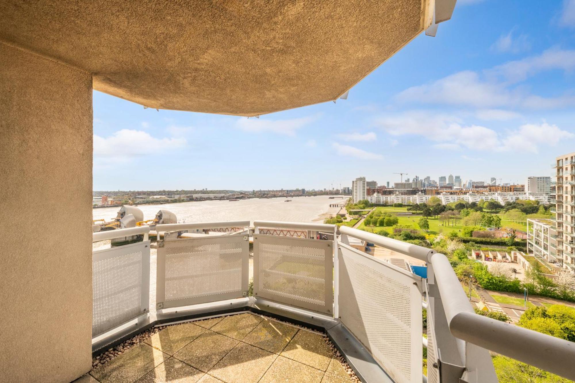 Appartement River View 2 Bed 2 Bath Flat - Airport, Excel, Pontoon Dock Londres