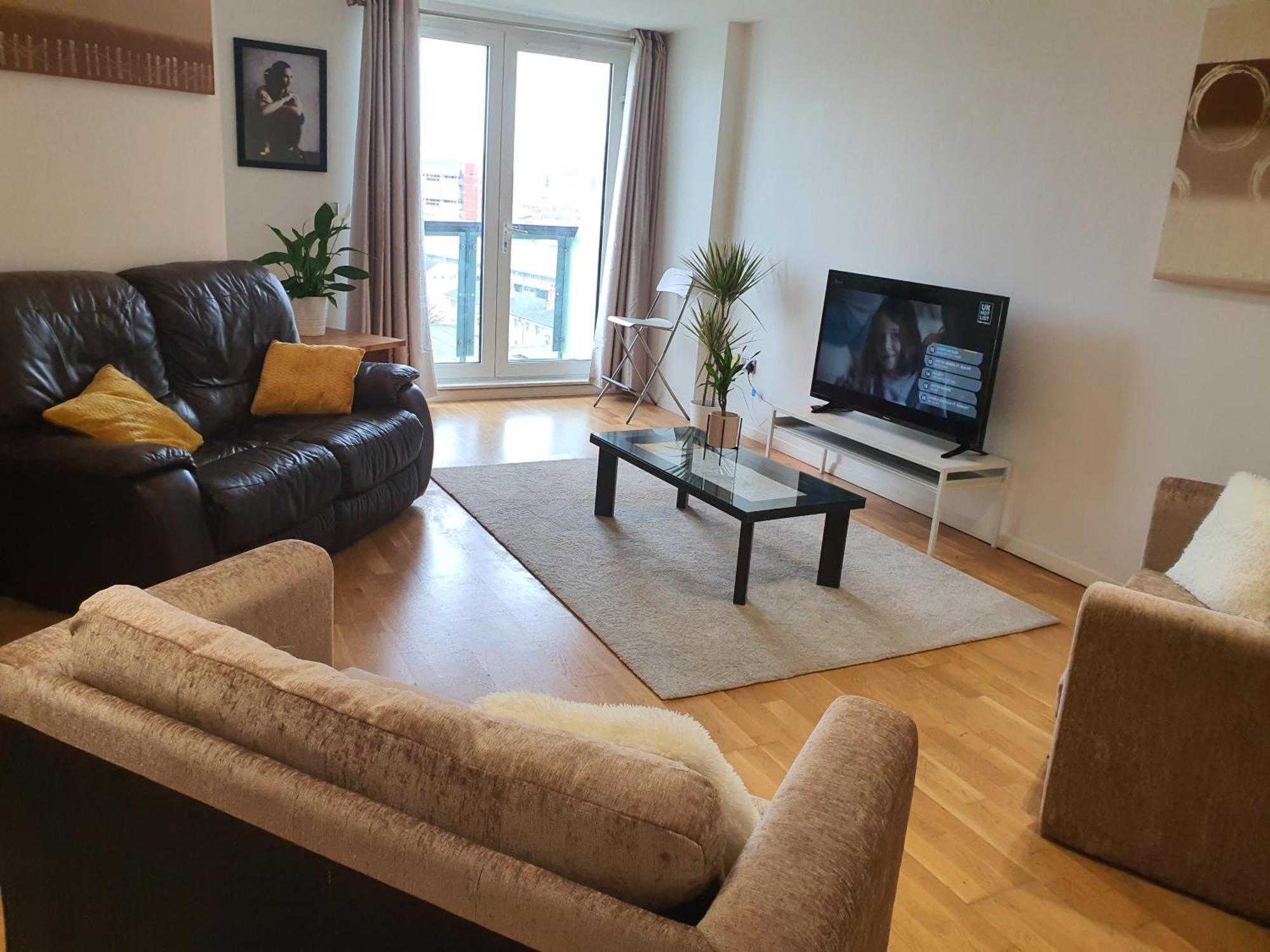Luxurious Flat Overlooking Canay Wharf Apartment