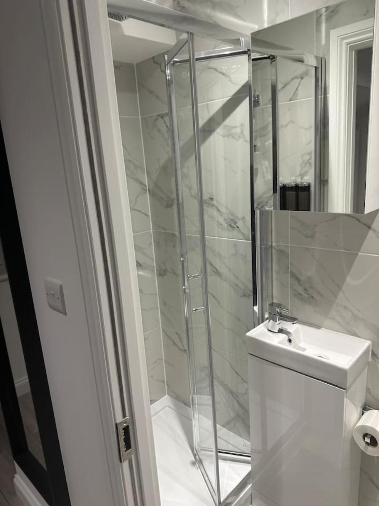 London- Zone 2 En-suite *