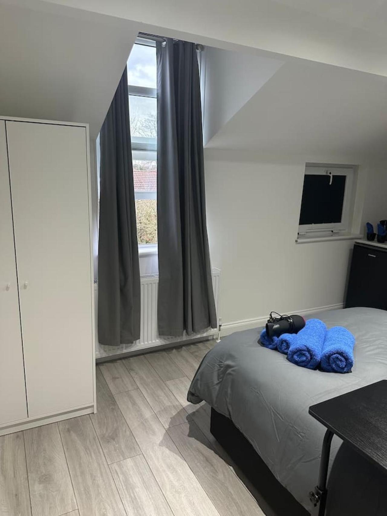 London- Zone 2 En-suite