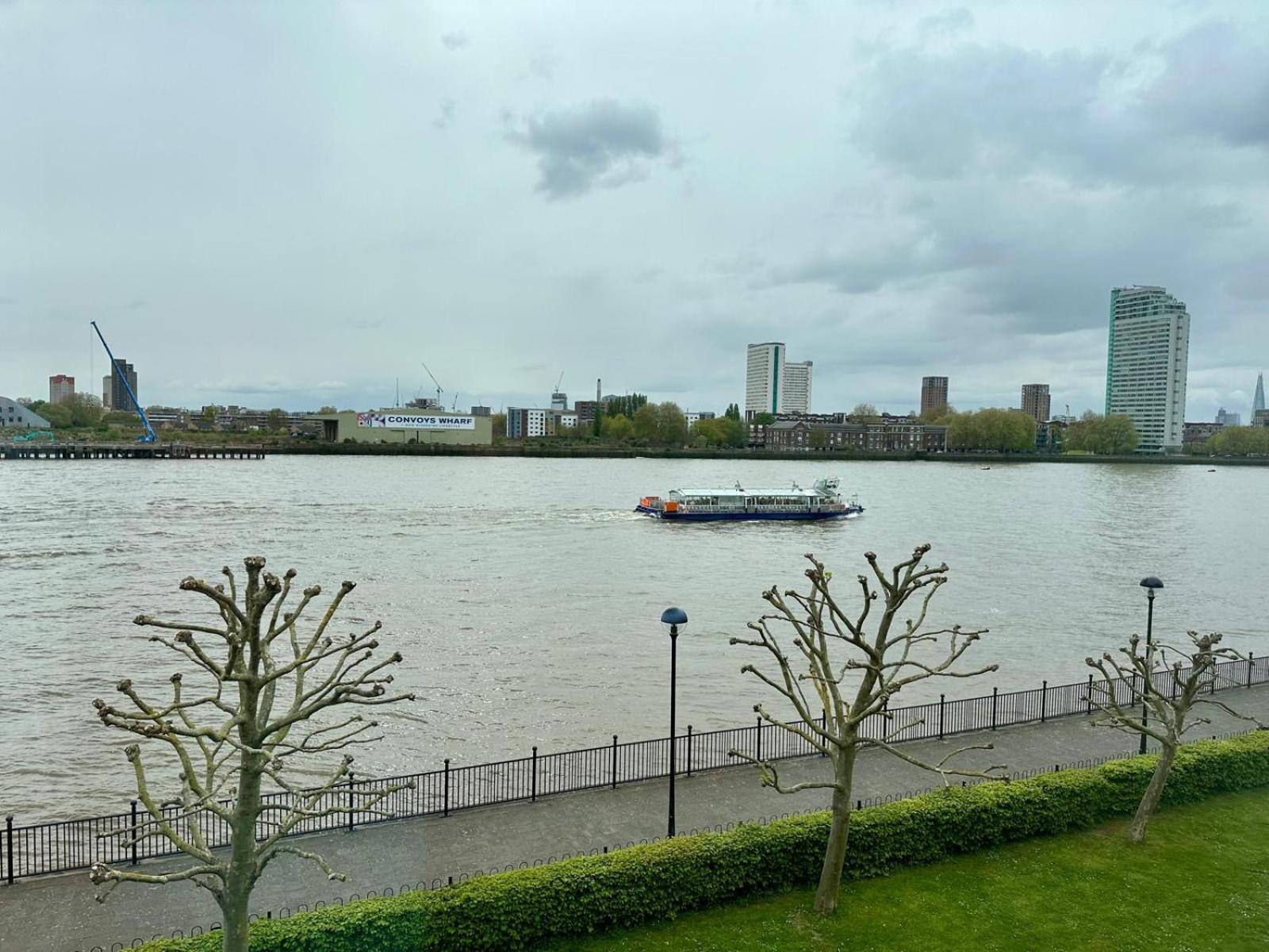 Apartamento River Views From Canary Wharf