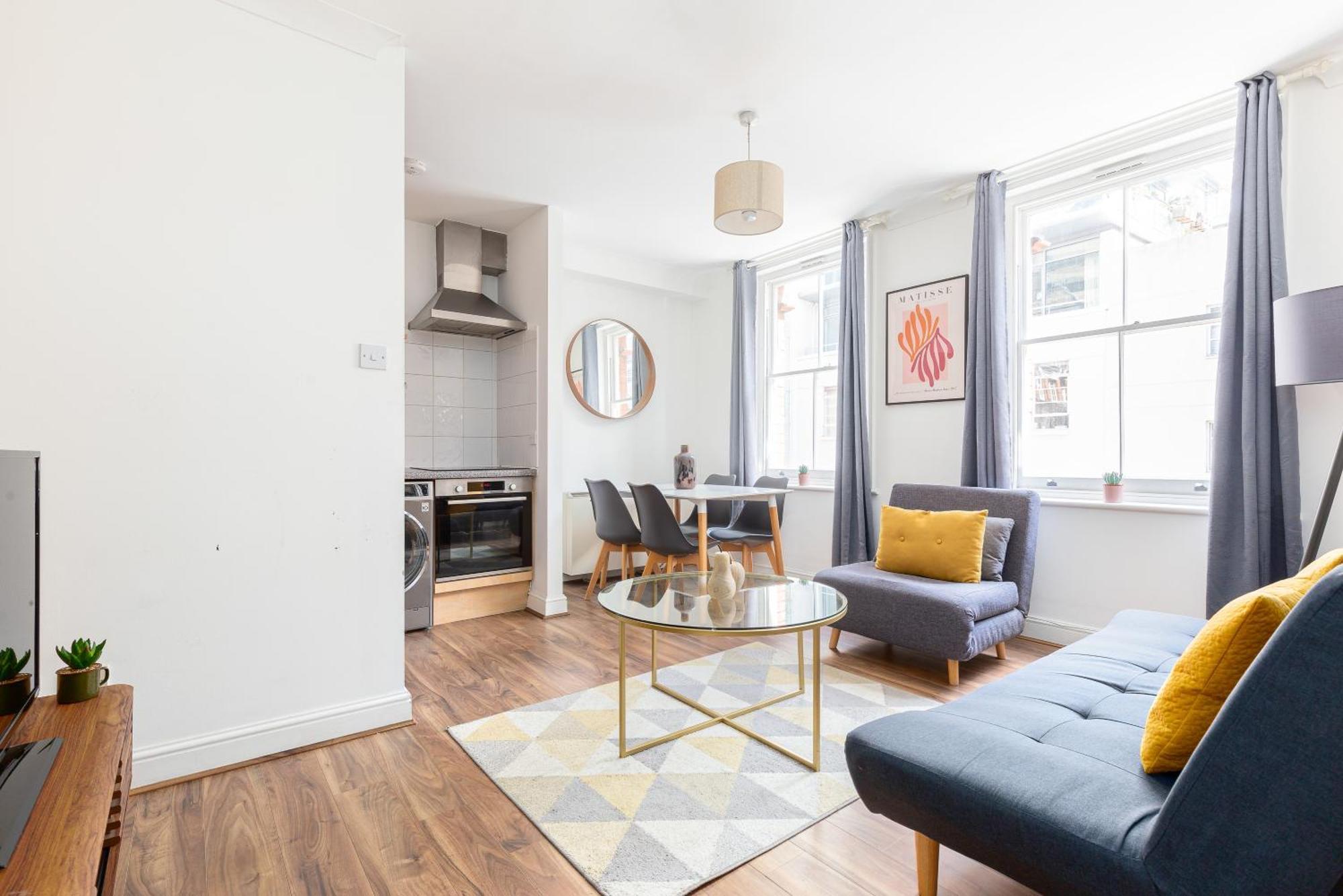 The Aldgate Flat Apartment