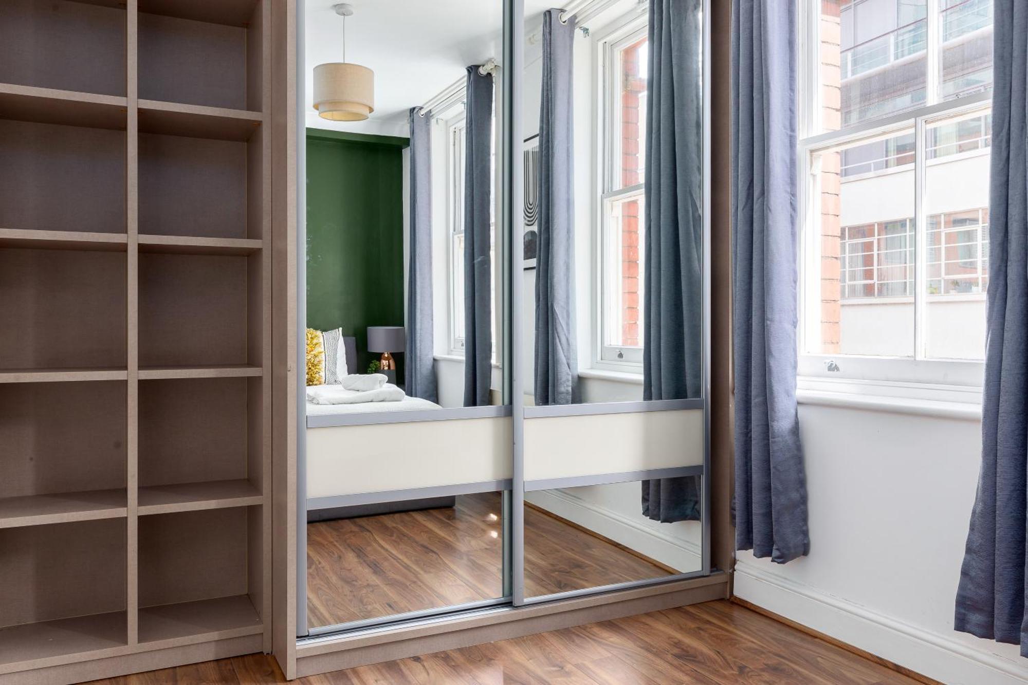 The Aldgate Flat Apartment London