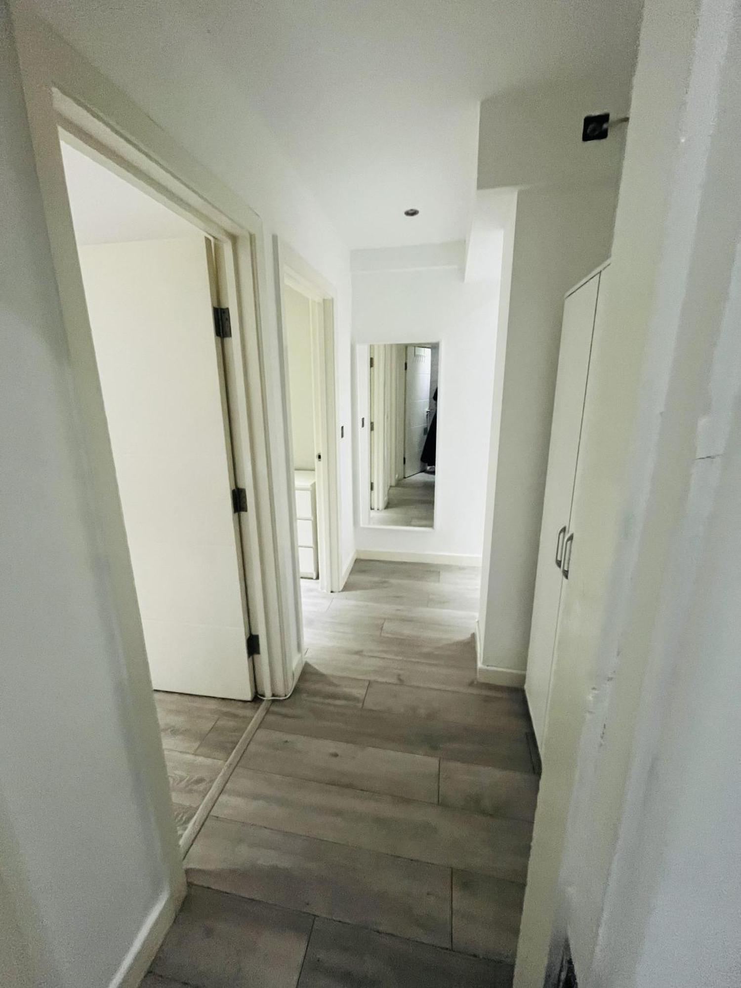 Immaculate 2-bed In * Londres