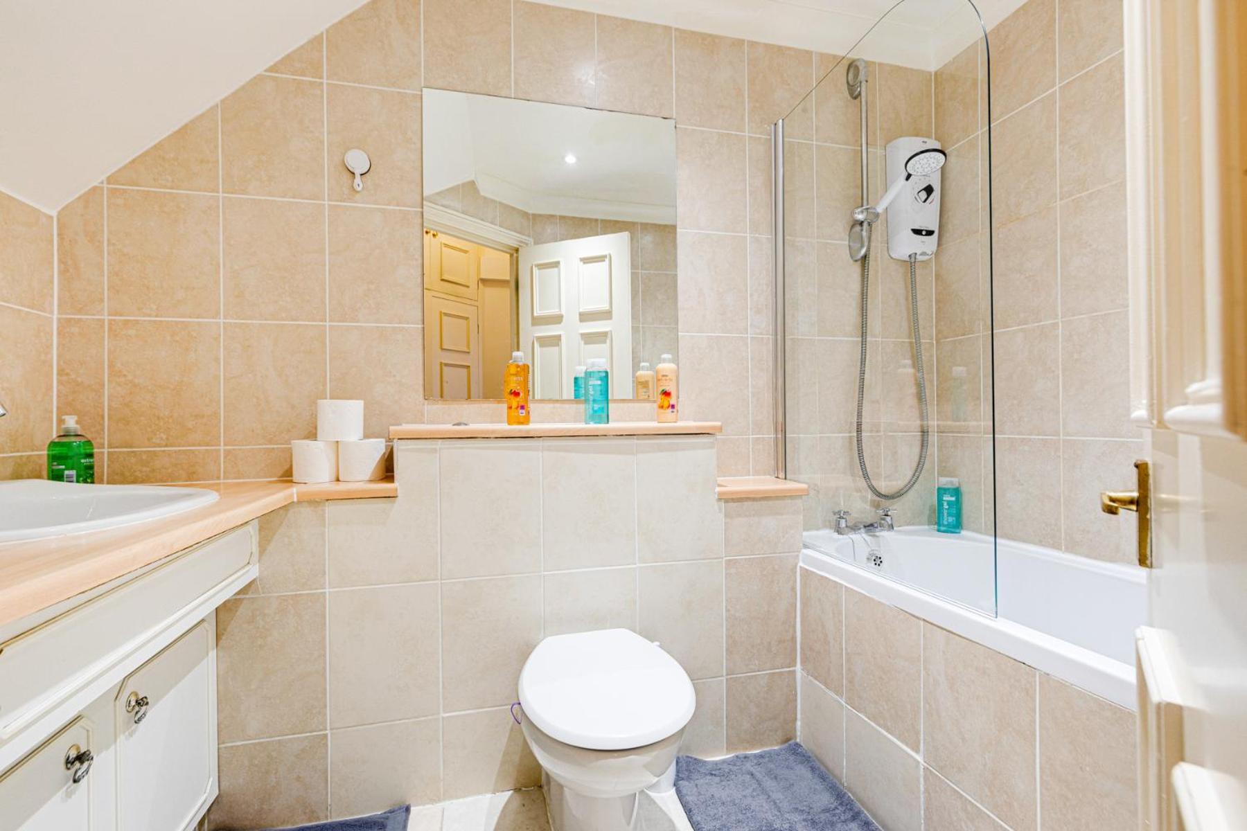 Luxstay2 Earls Court - Sleeps Up To 8 * Londres