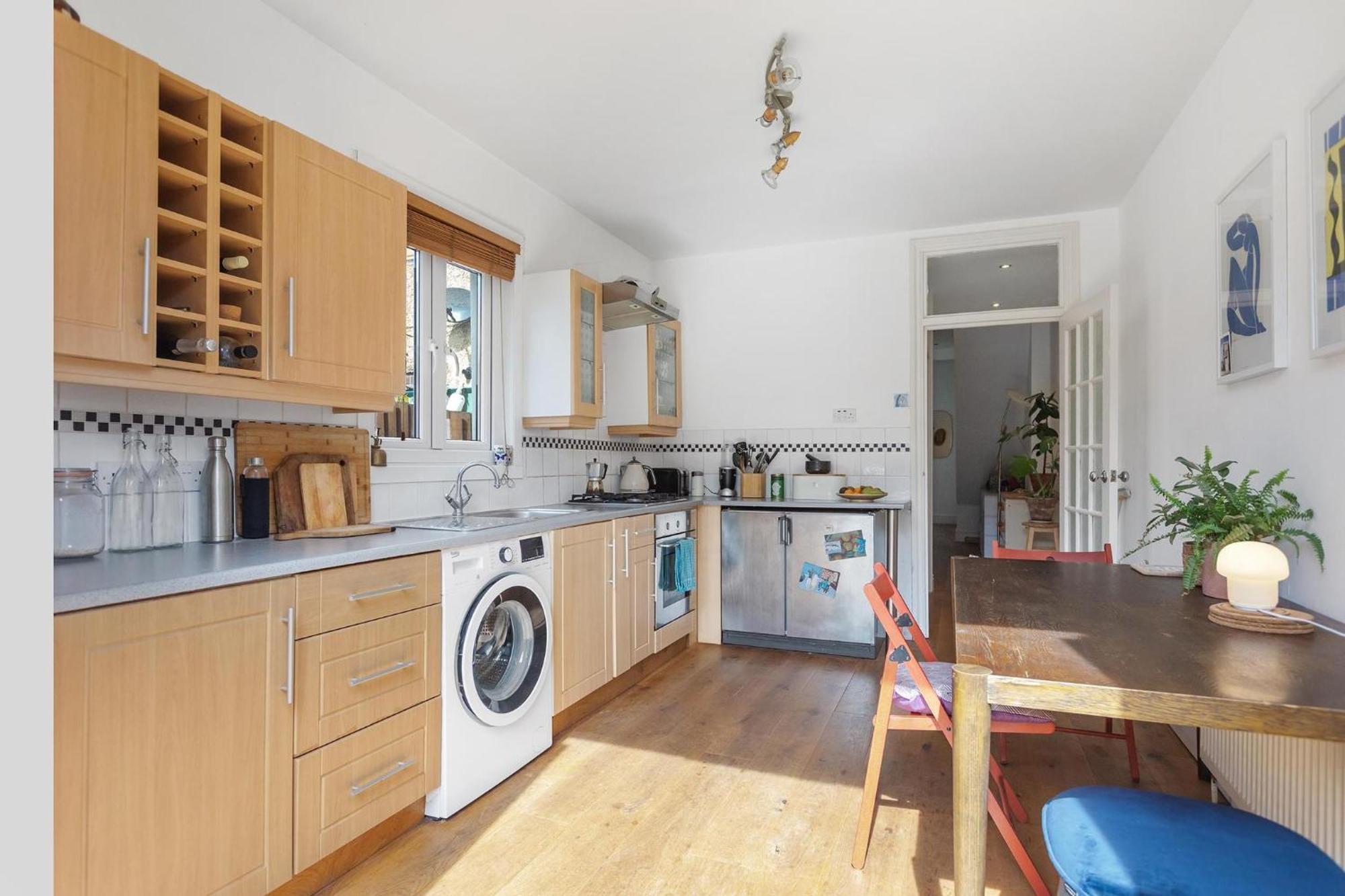 Apartamento 1 Bed & Garden, Sunny Artist Flat - 20mins To *