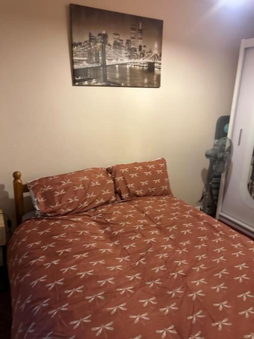 Lovely Woodford One Bedroom