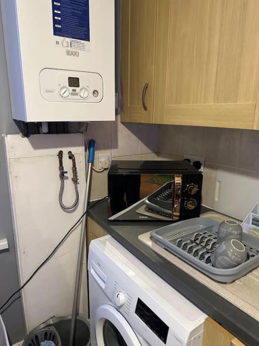 Apartment Lovely Woodford One Bedroom