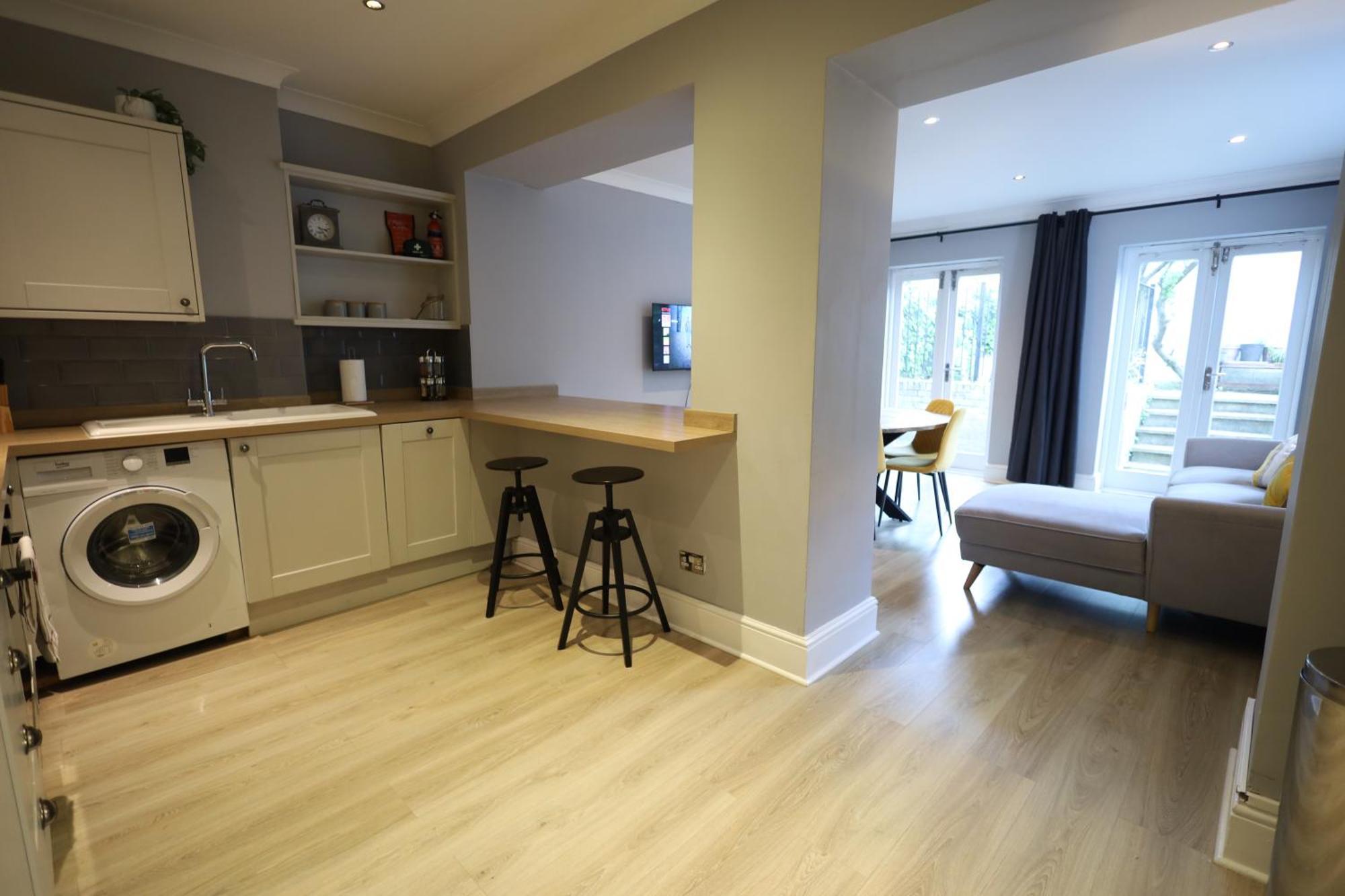 Lovely 3br Garden L Abbey Road, *