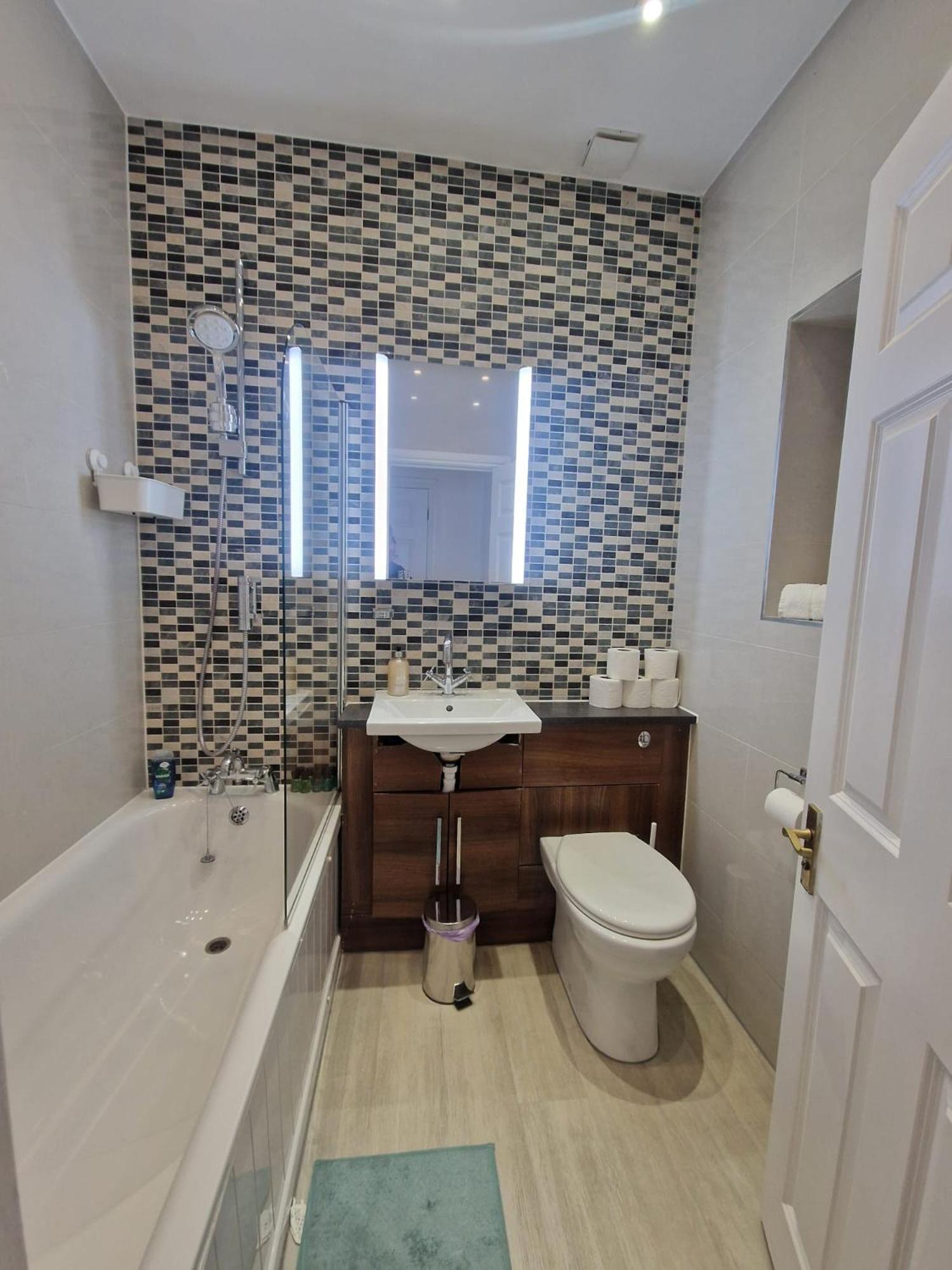 Apartment Clarges *
