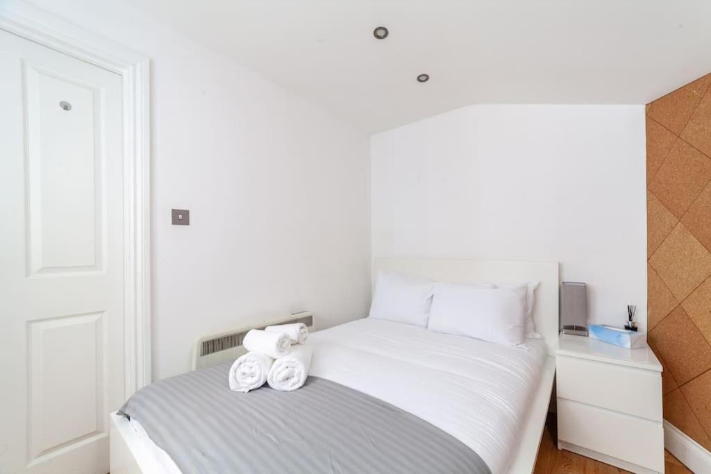 Spacious Retreat 2-bed In Popular Camden Town * Londres