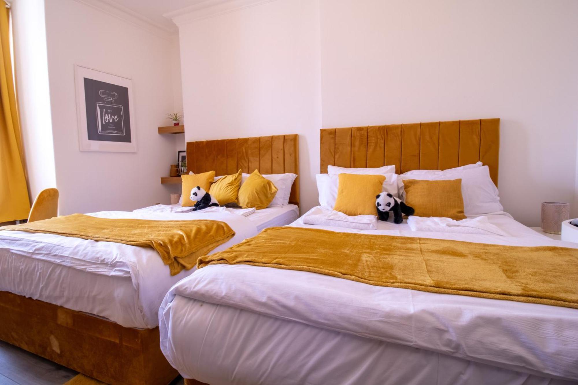 Spacious On Oxford Street 9gc * London