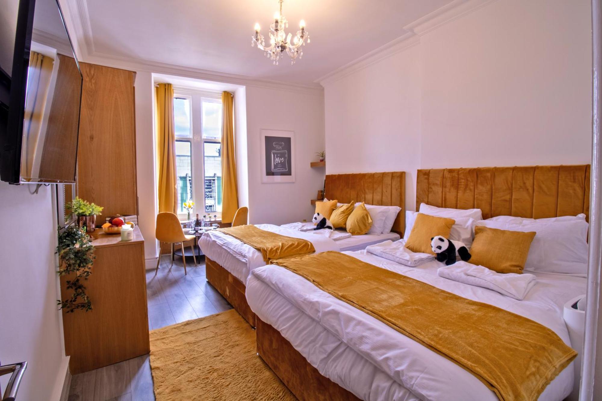 Spacious On Oxford Street 9gc * London