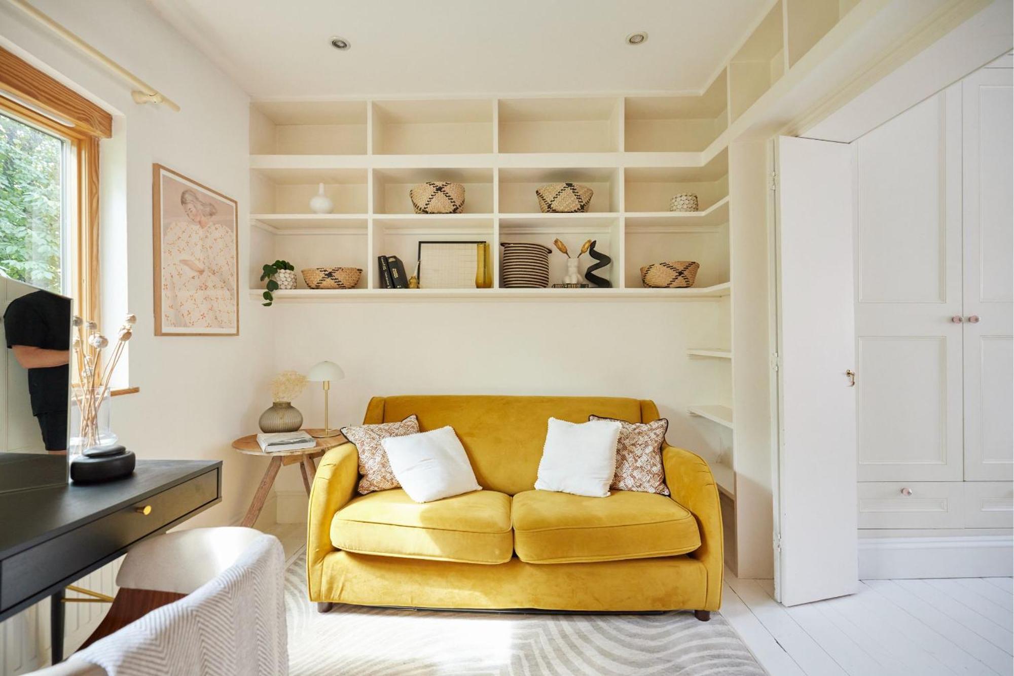 The Hampstead Wonder - Spacious 4bdr House With Balcony Appartement
