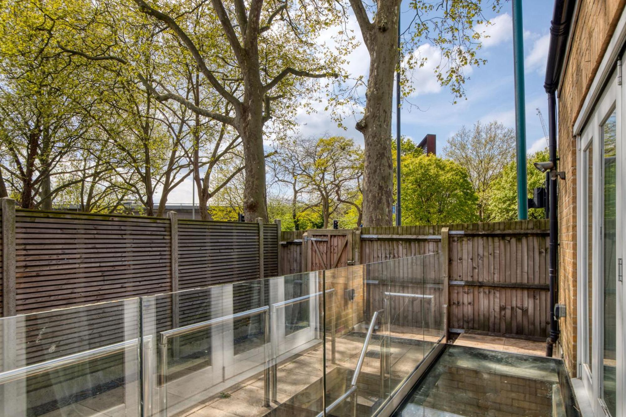 Apartamento 4 Bedroom House In Chiswick- Elegance & Serenity