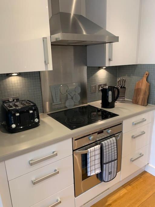 2 Bed Apt, Hoxton, Canal Views Apartamento *