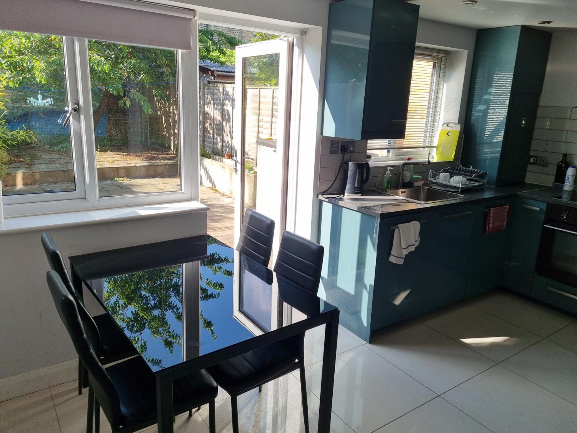 Zone 1 House With Secure Garden * Londres