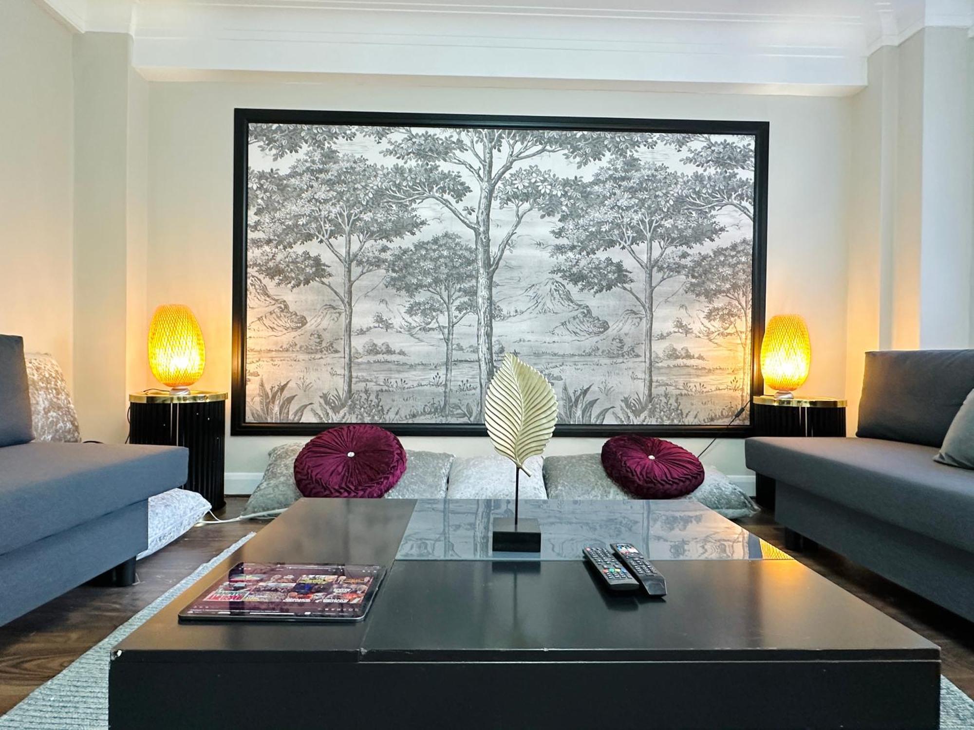 Hyde Park Comfortable Two Bedroom Apartamento Londres