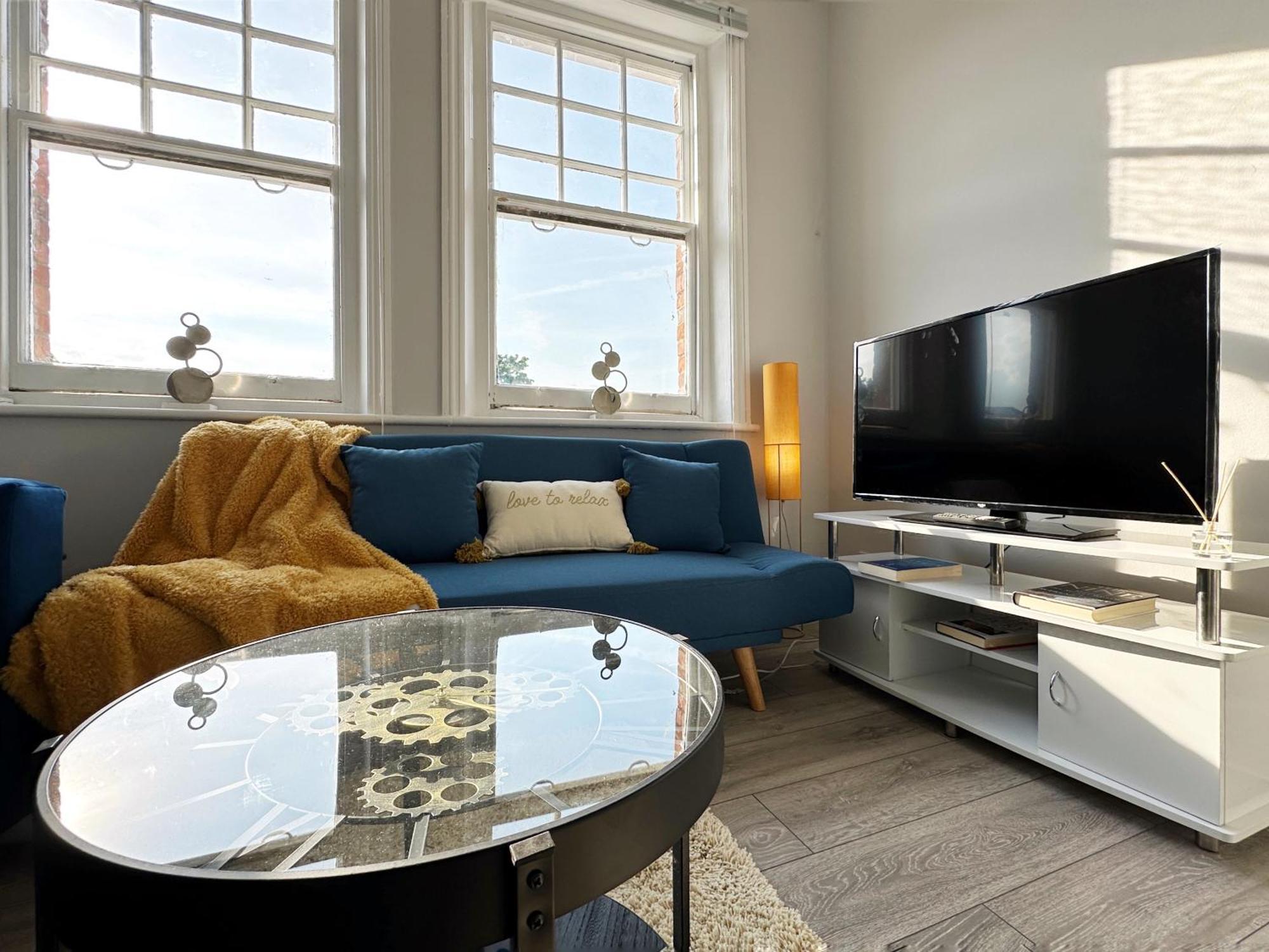 Maya's Place In Finsbury Park * London