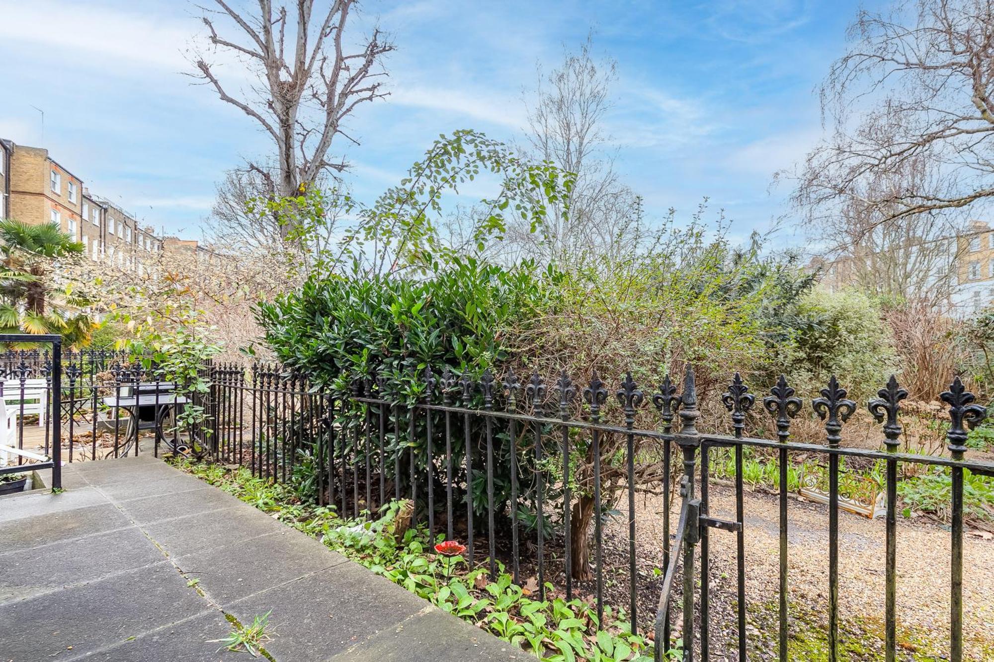 Entire Family - 2bd2bth Earl's Court Londen
