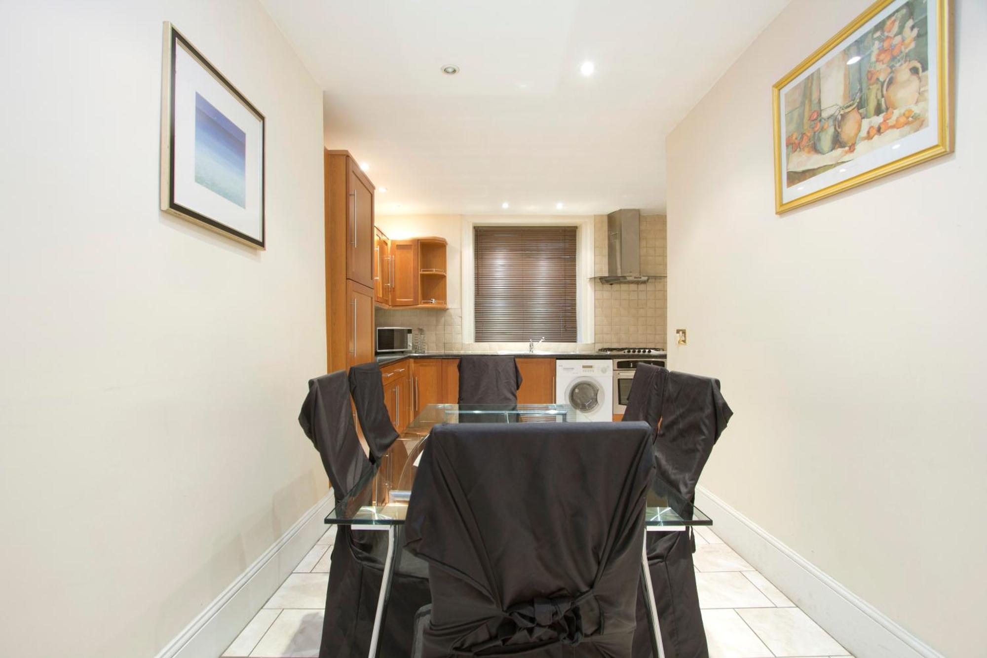 Hyde Park Serviced Apartamento