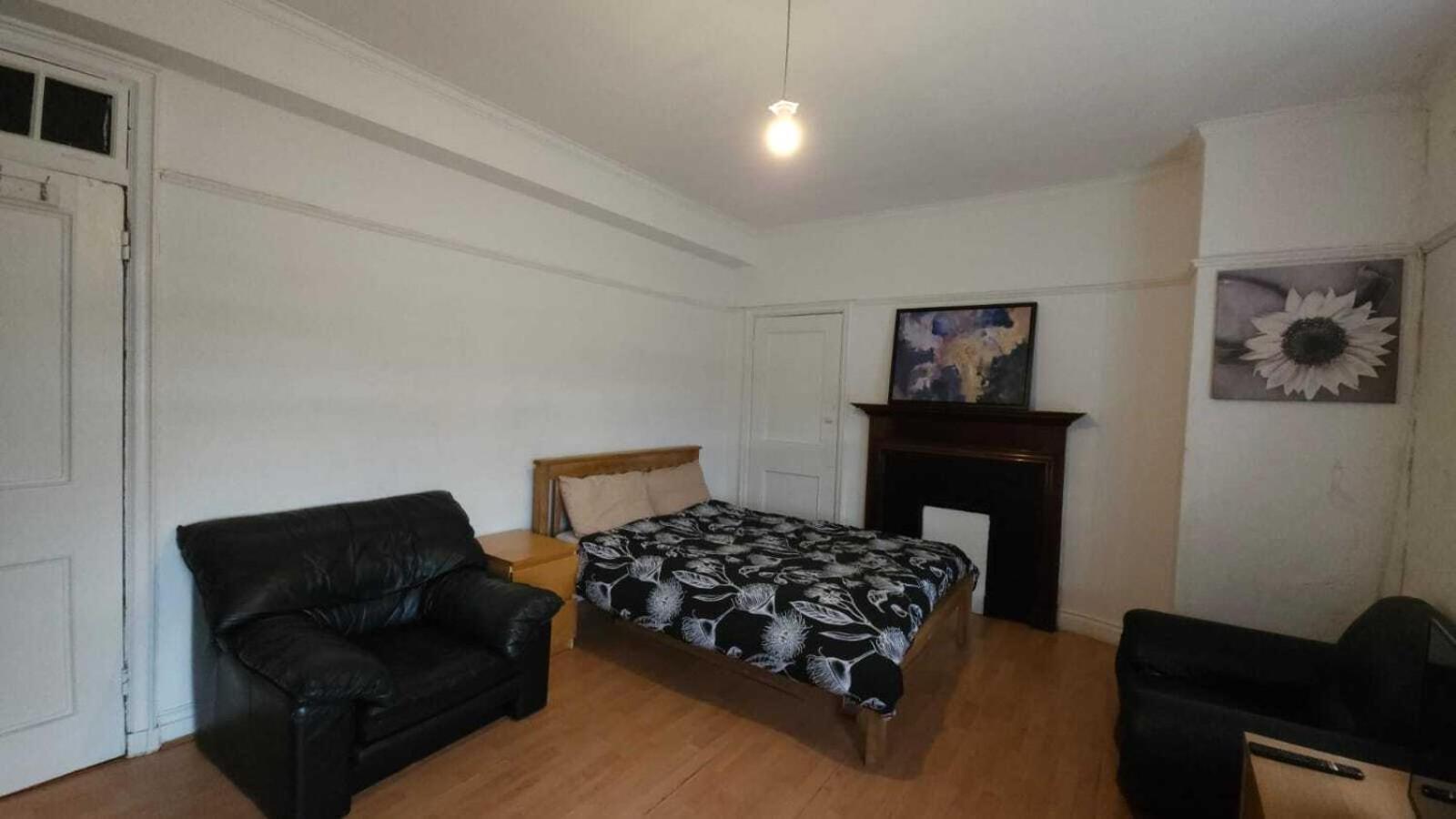 Edgware Station Apartamento