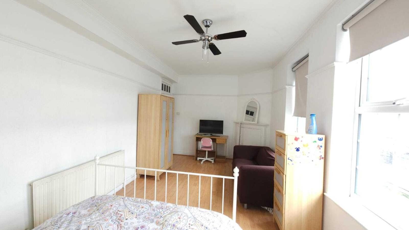 Edgware Station Apartamento *