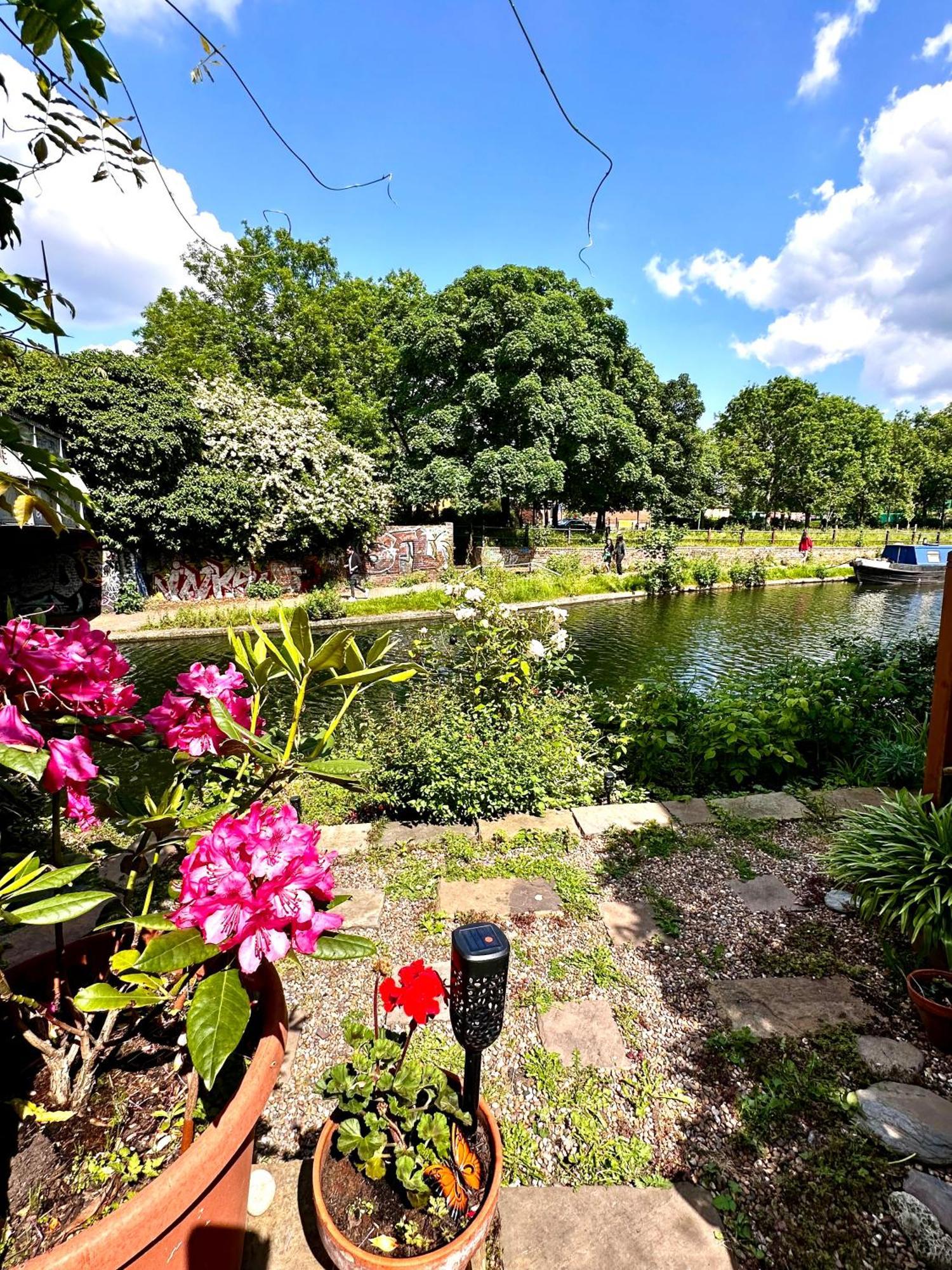 Apartamento Amazing Location - Of London- 2 Bedroom Stunning Canal View House With Private Garden,parking & Balcony Londres
