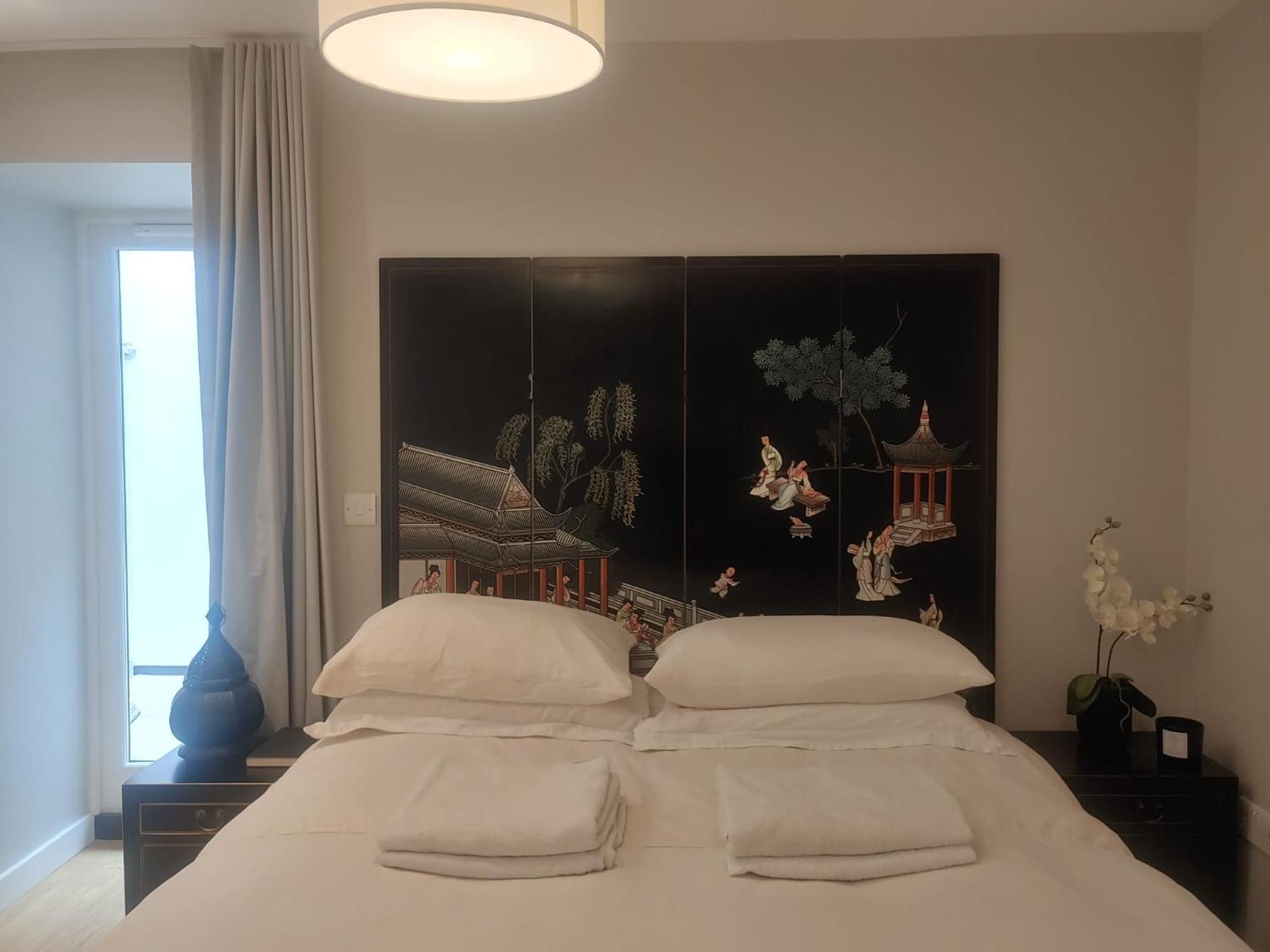 Luxurious Duplex Design-flat Kensington