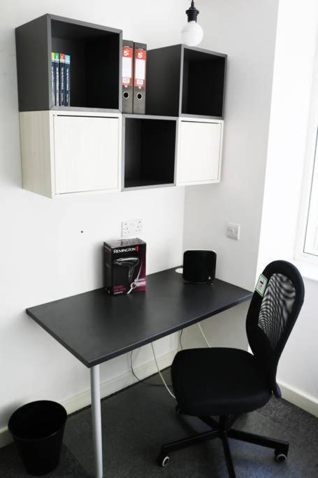 Studio Flat Farringdon * London