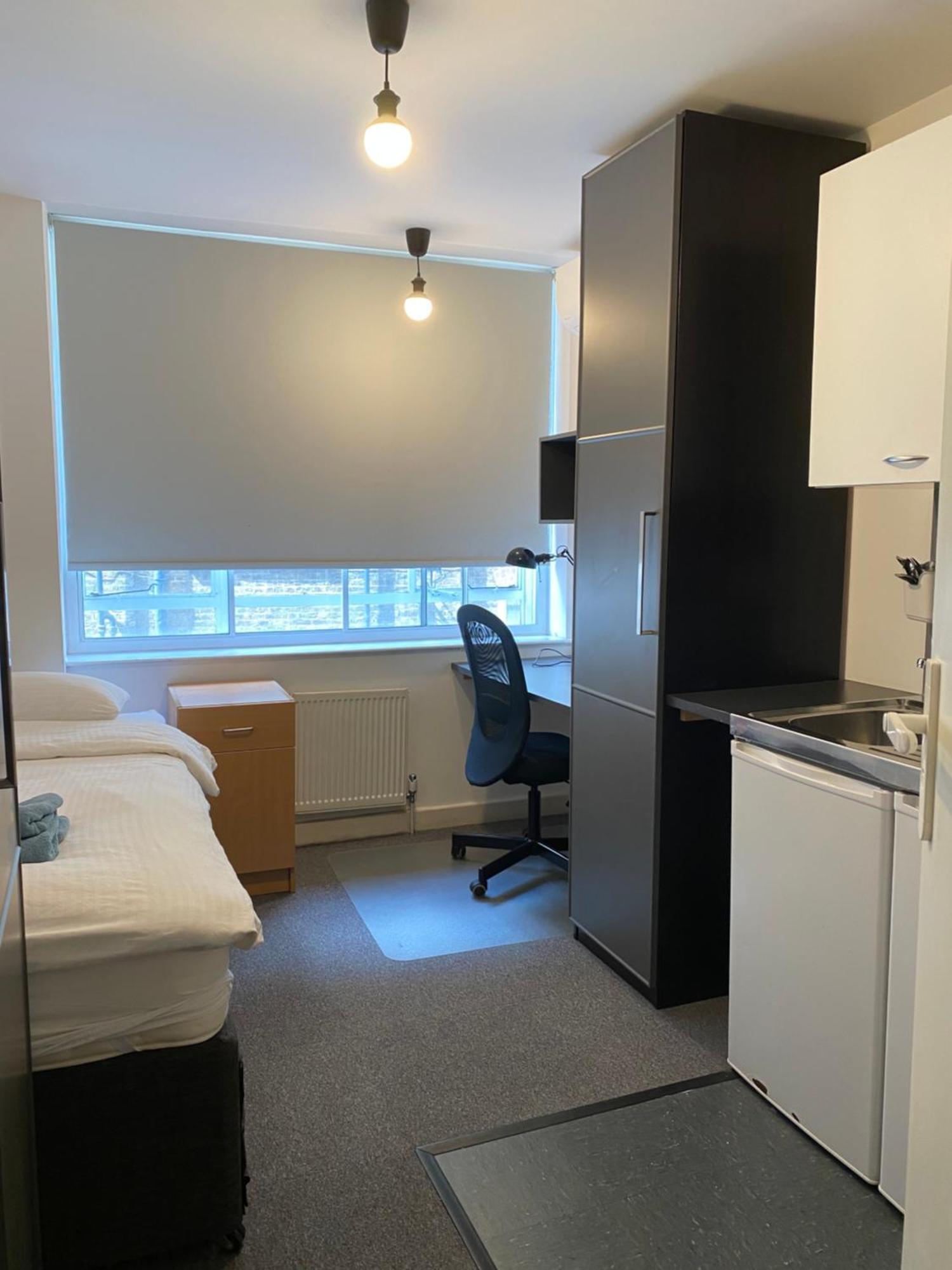 Aparthotel Studio Flat Farringdon London