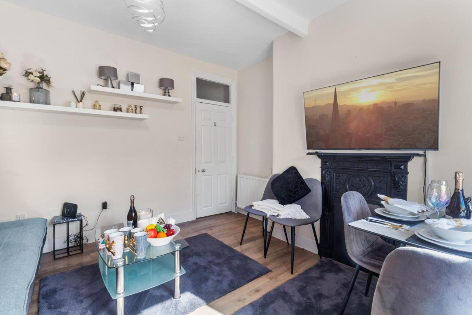 Apartamento Luxury 2 Bed In The Heart Of Mayfair Your Stylish Retreat 4th Floor No Lift *