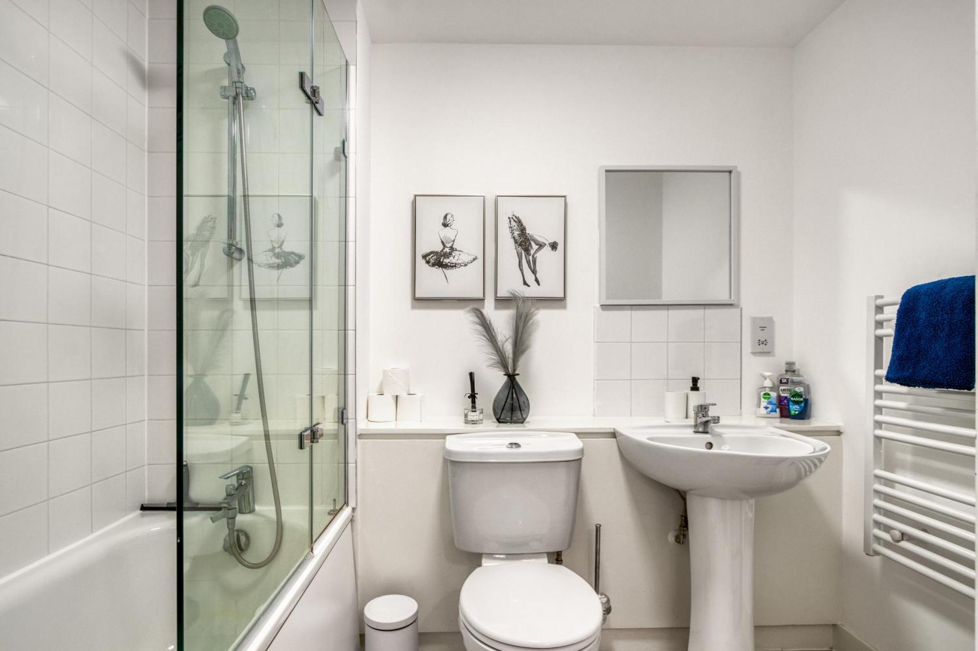Luxurious 1 Bed - View *