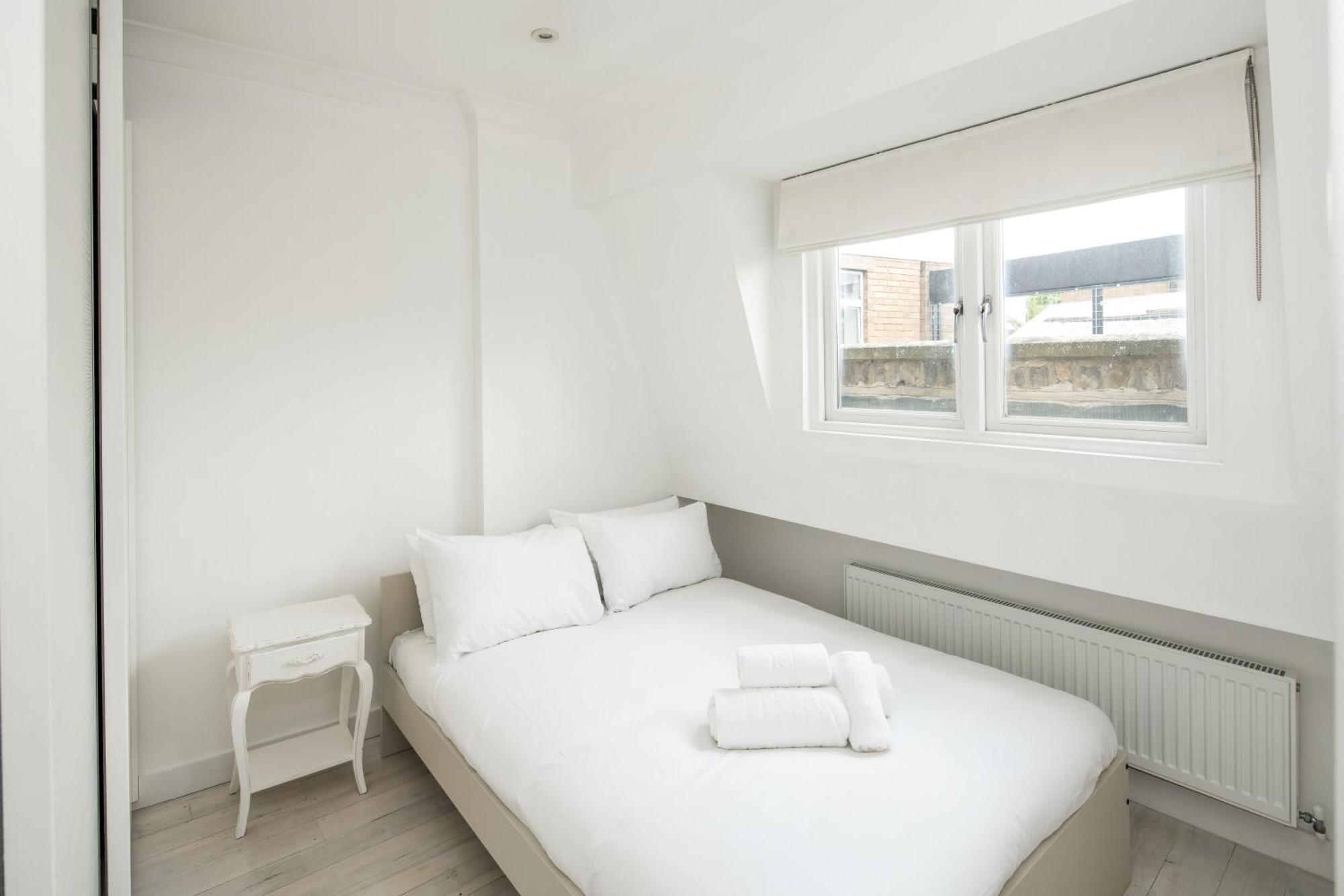 Elegant 2bd Flat Near Portobello Rd With Balcony Apartamento Londres