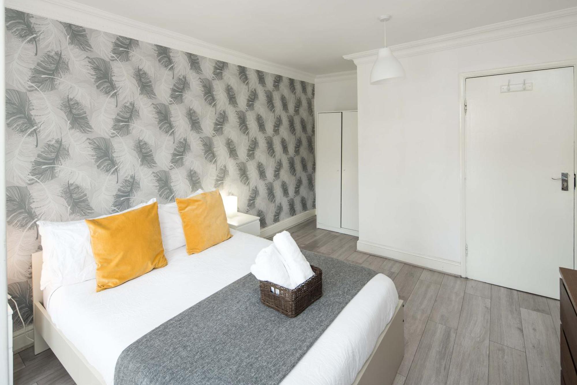 Private Double Shared Bathroom Near Centre Gasthuis *