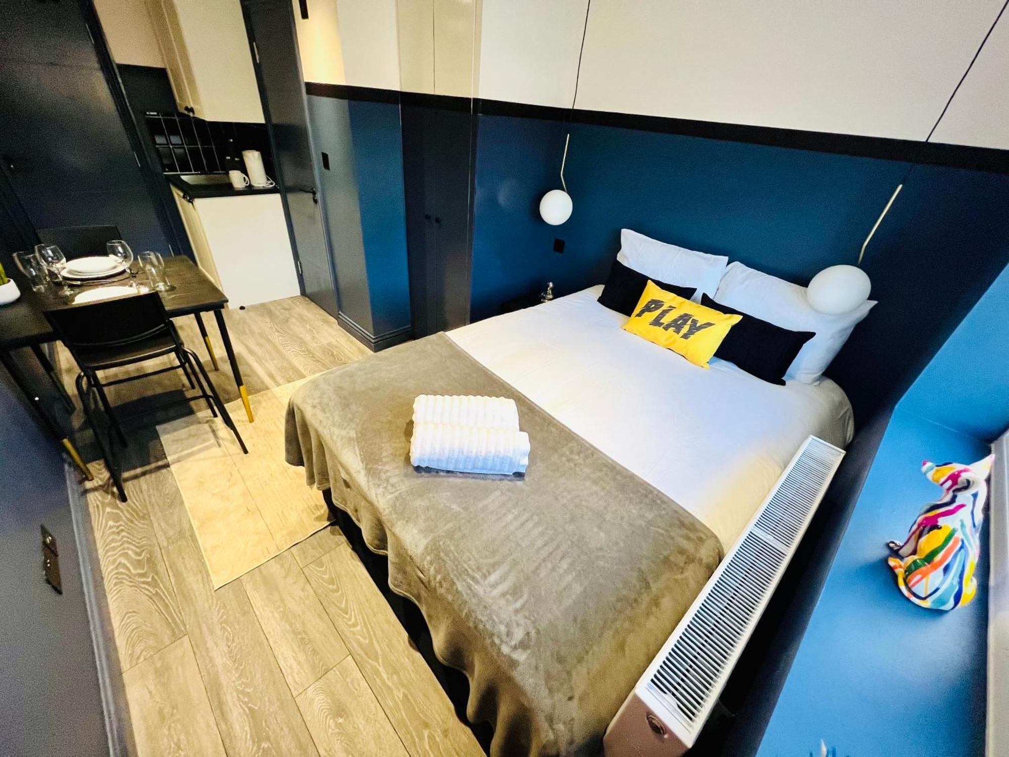 Guest house 61 Studio, Ideal For Tourists High Recommend!!! *