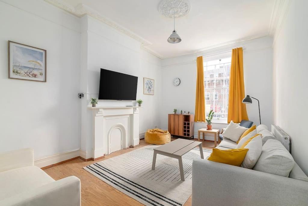Modern 3-bedroom Haven In Vibrant Brixton Apartamento