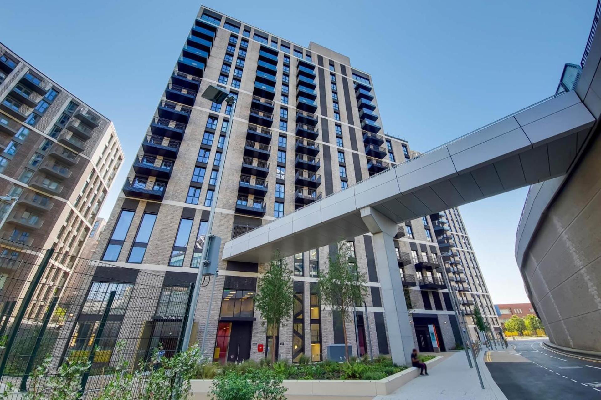 The Robinson In Near Wembley Stadium Apartment