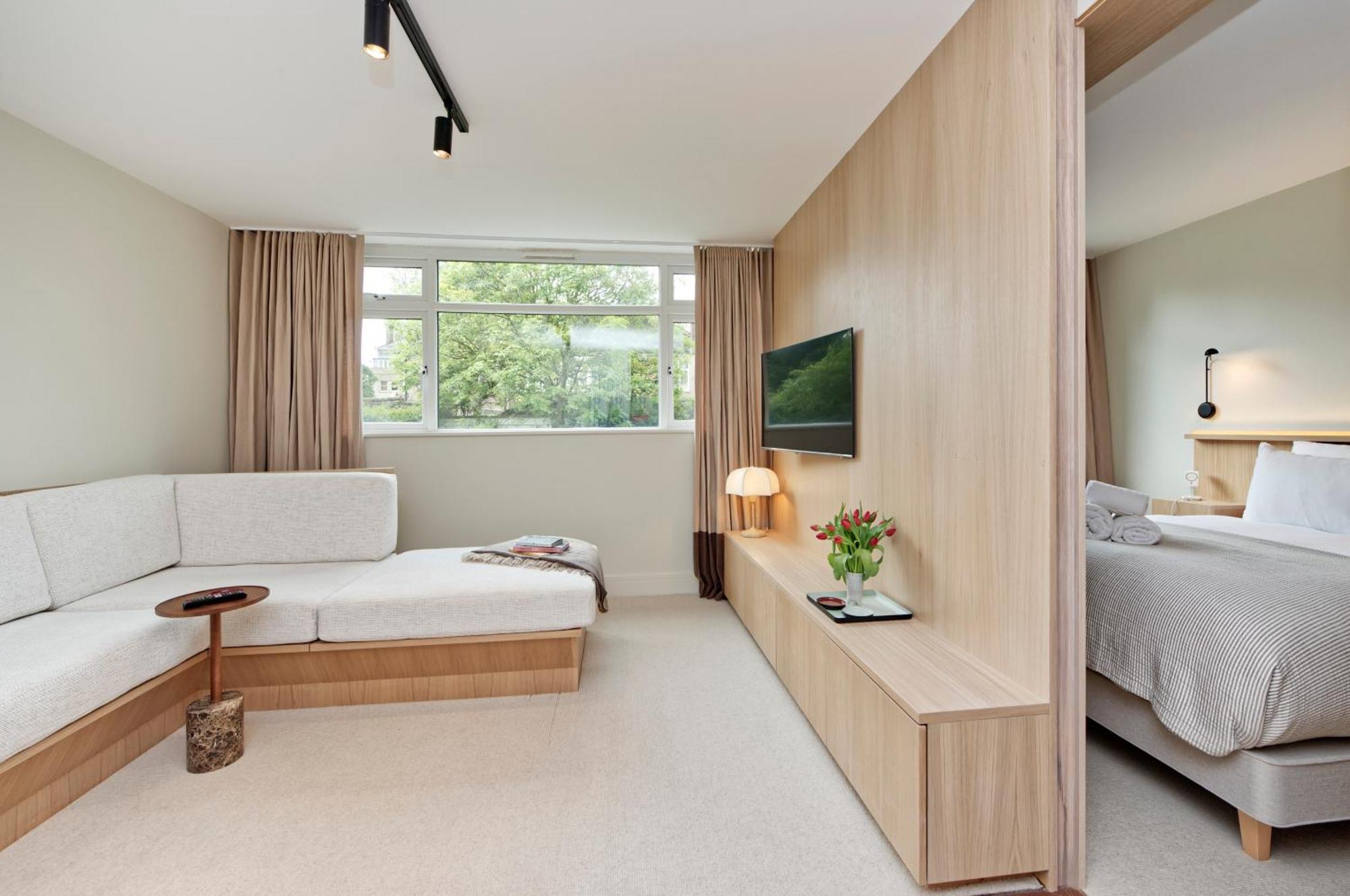 Luxury Designer Flat In Putney By Underthedoormat Londres