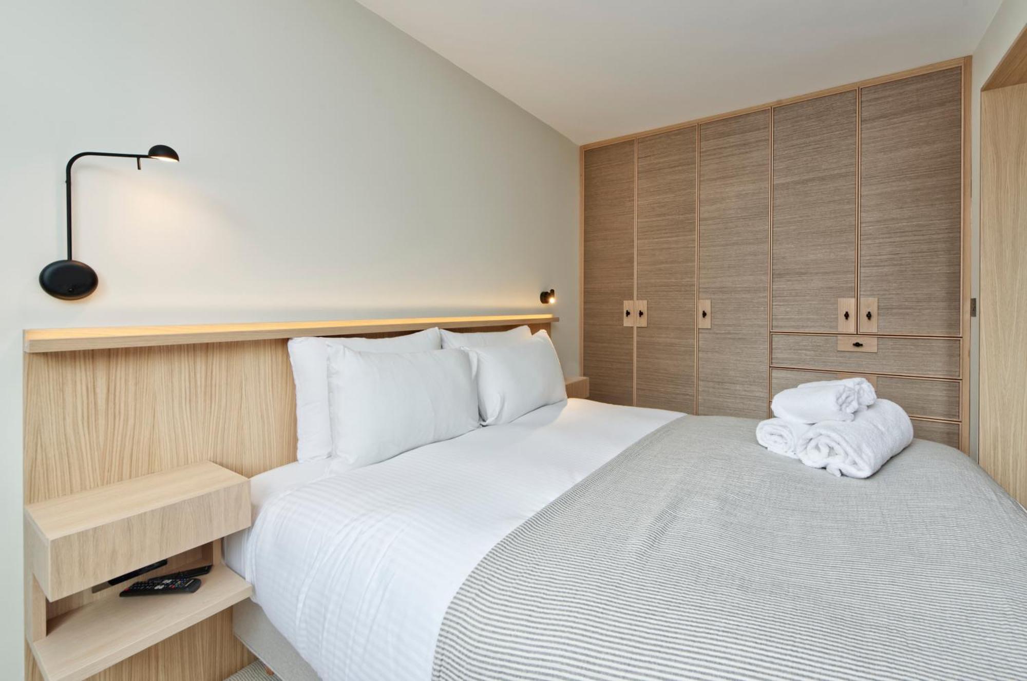 Luxury Designer Flat In Putney By Underthedoormat Apartment *