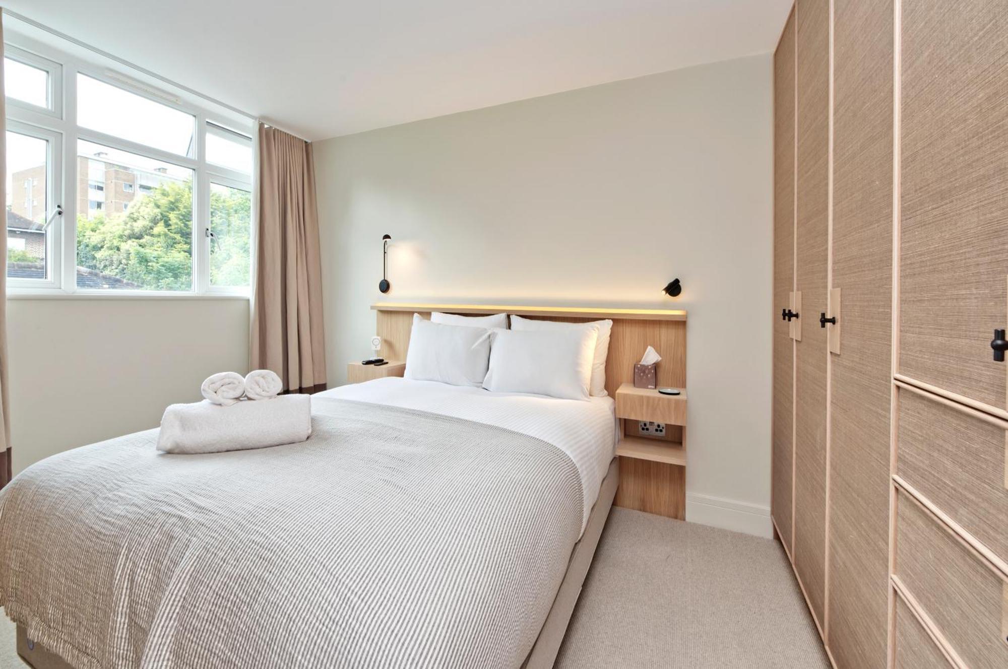 Luxury Designer Flat In Putney By Underthedoormat * London