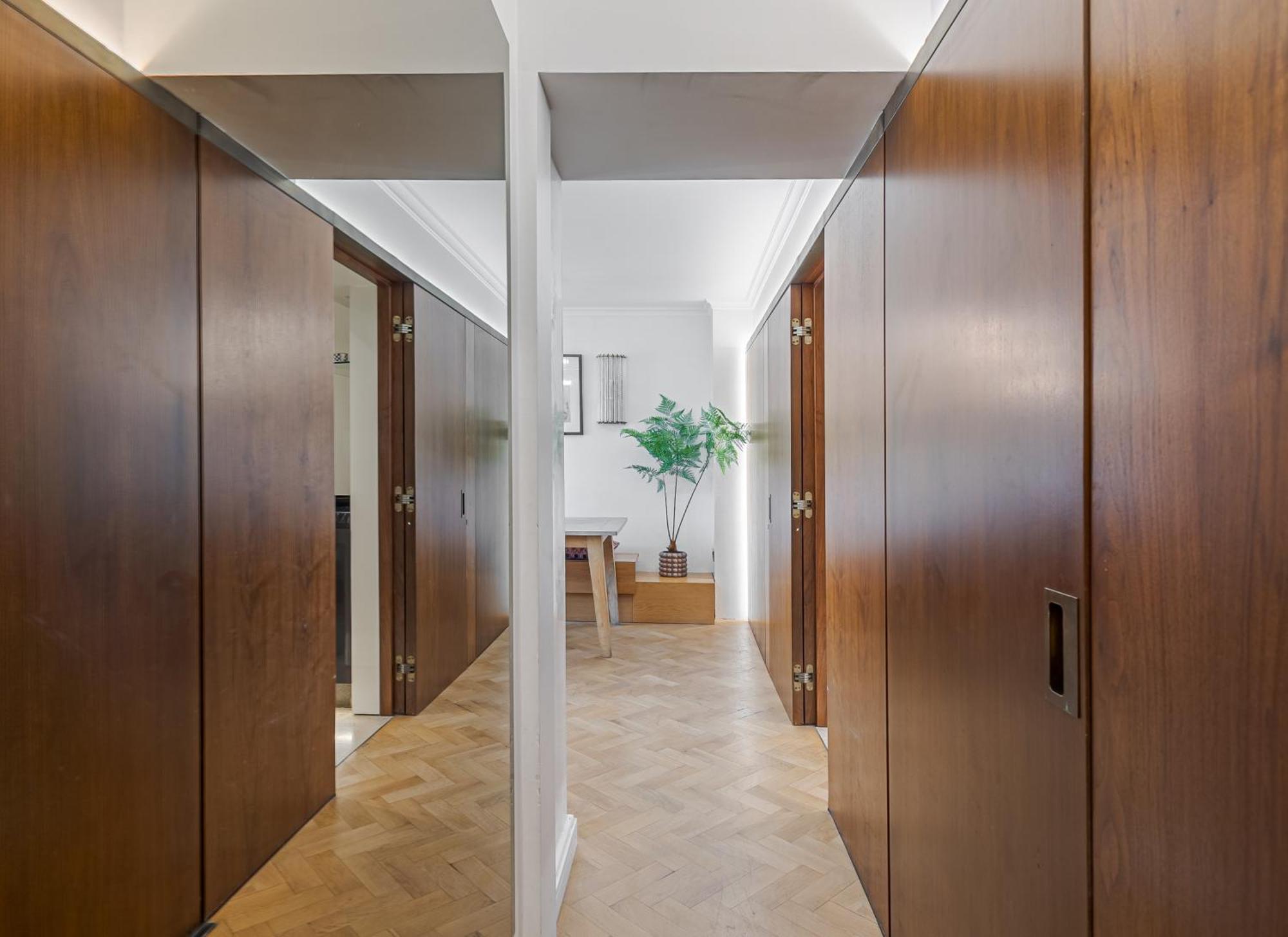 Apartamento Prestige Living - 2bd Flat With Ac And Private Balcony Facing Harrods Londres
