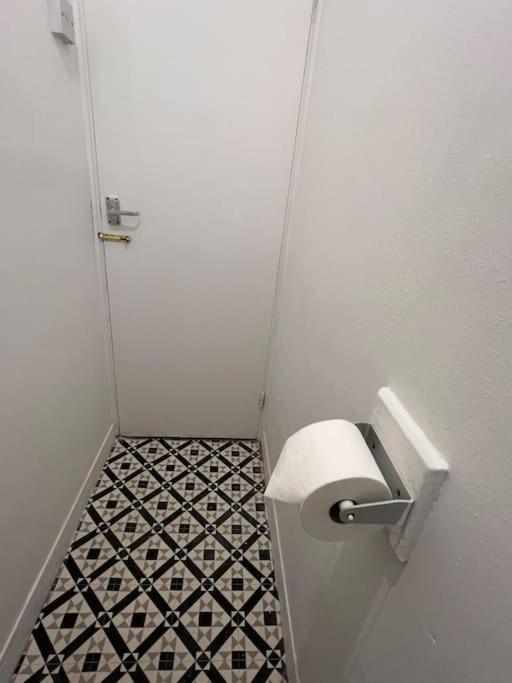 Appartement Entire 2 Bed Flat In