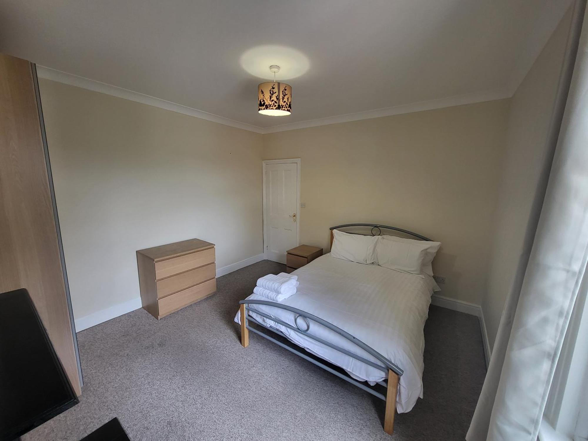 Spacious Central 5 Bedroom House By Tube Station Londres
