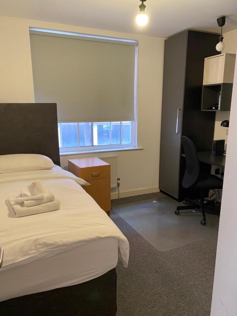 Studio Flat Farringdon London