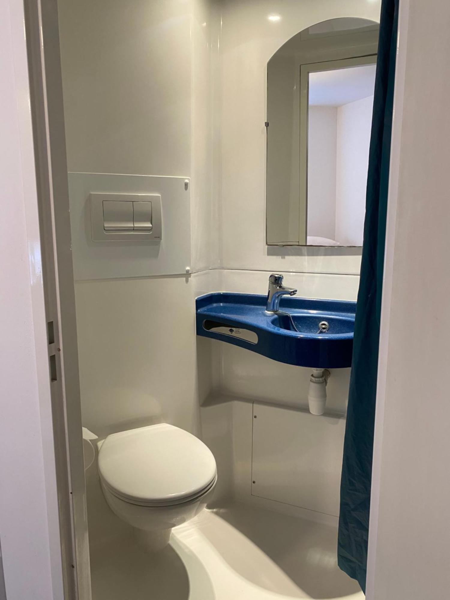 Studio Flat Farringdon London
